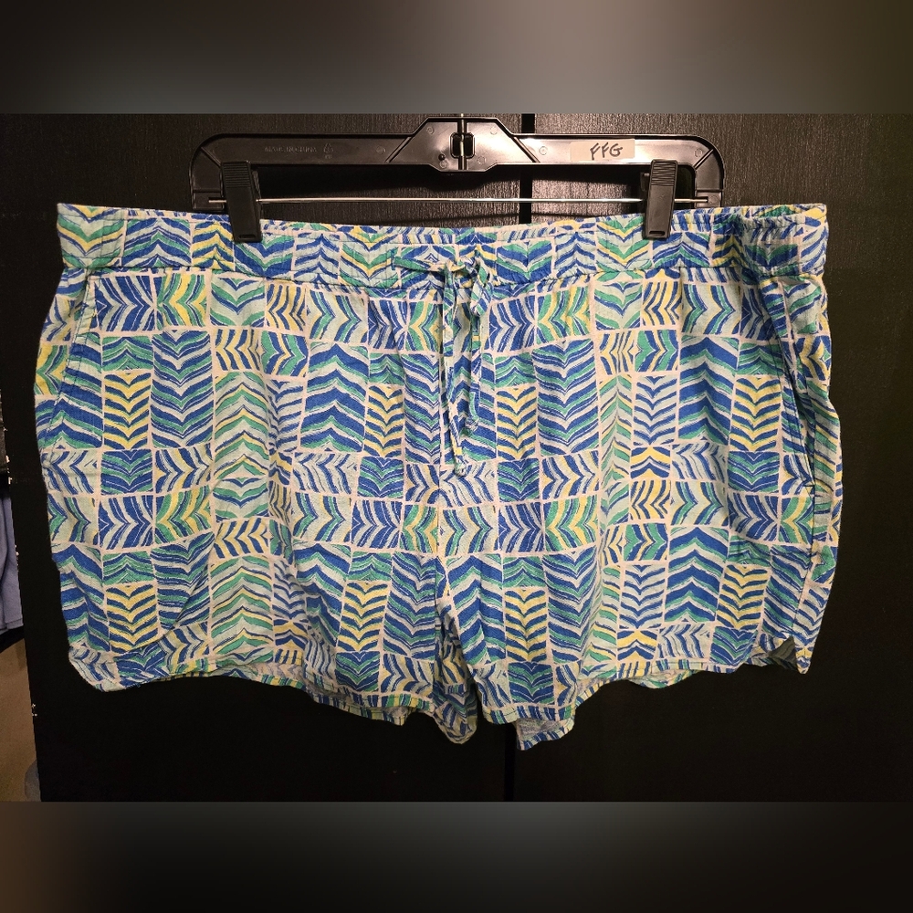 Vineyard Vines Blue and Green Patterned Linen Blend Shorts Size XL 4 Pockets